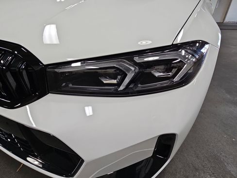 New 2026 BMW 330i Sedan w/ M Sport Package image 32