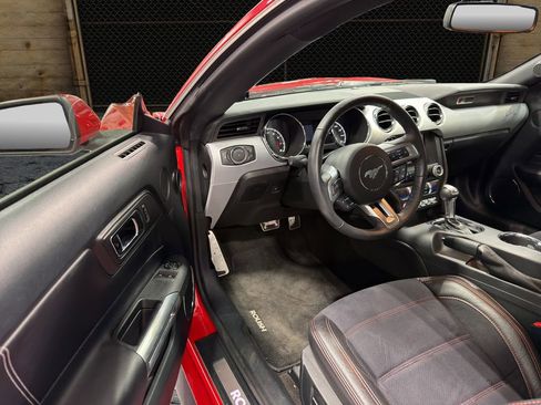 Used 2015 Ford Mustang GT Premium w/ Enhanced Security Package RWD image 5