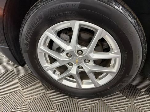 Used 2022 Chevrolet Equinox LT FWD image 27