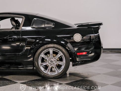 Used 2006 Ford Mustang GT Premium image 24