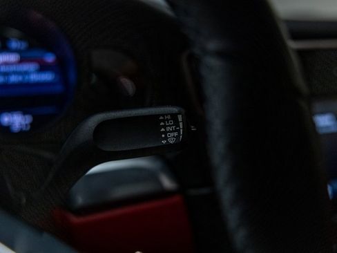 Used 2018 Porsche 911 Carrera image 42