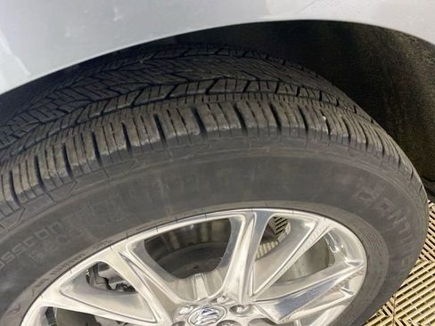 Certified 2023 Buick Enclave Essence w/ Experience Buick Package image 23