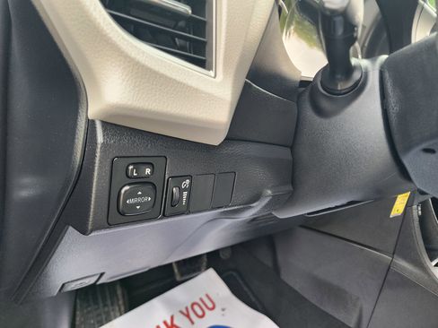 Used 2016 Toyota Corolla LE FWD image 34