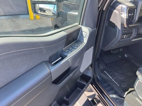 Used 2024 Ford F250 Lariat w/ Lariat Ultimate Package AWD/4WD image 22