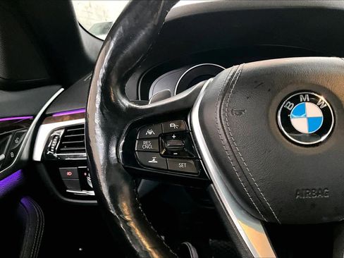 Used 2018 BMW 530e 530e iPerformance image 20