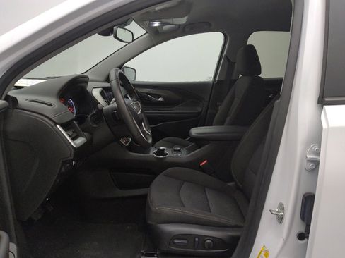 Used 2023 GMC Terrain SLE w/ Driver Convenience Package image 17