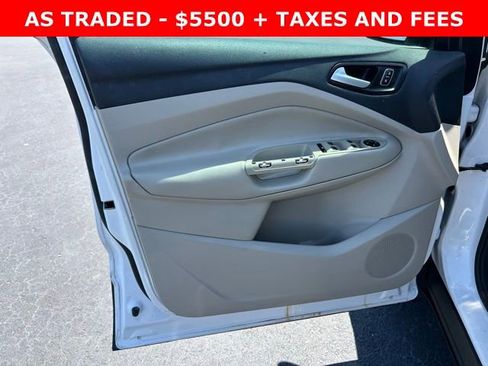 Used 2017 Ford Escape SE w/ Equipment Group 201A image 12