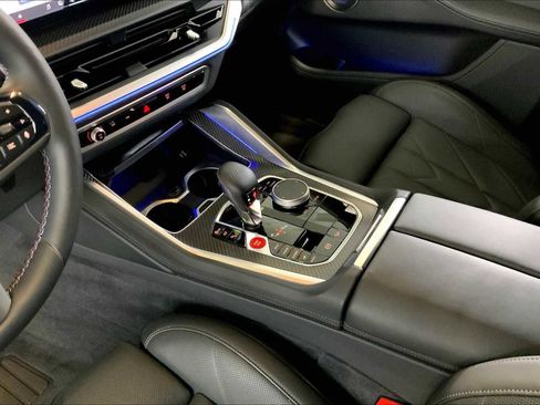Used 2025 BMW XM image 16