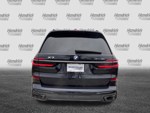 Certified 2025 BMW X7 xDrive40i image 9