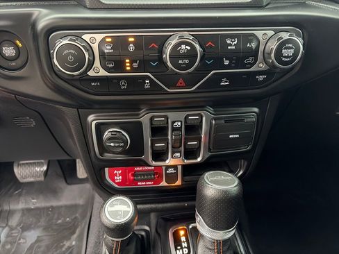 Used 2022 Jeep Gladiator Mojave w/ LED Lighting Group image 51