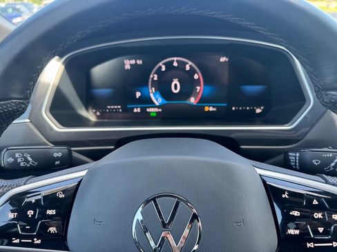 Used 2023 Volkswagen Tiguan SE R-Line AWD/4WD image 25