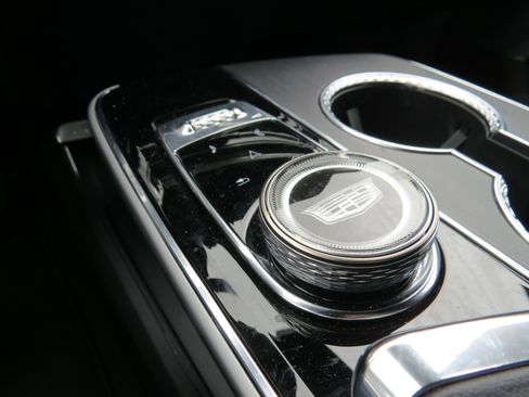 New 2025 Cadillac Lyriq Sport image 25