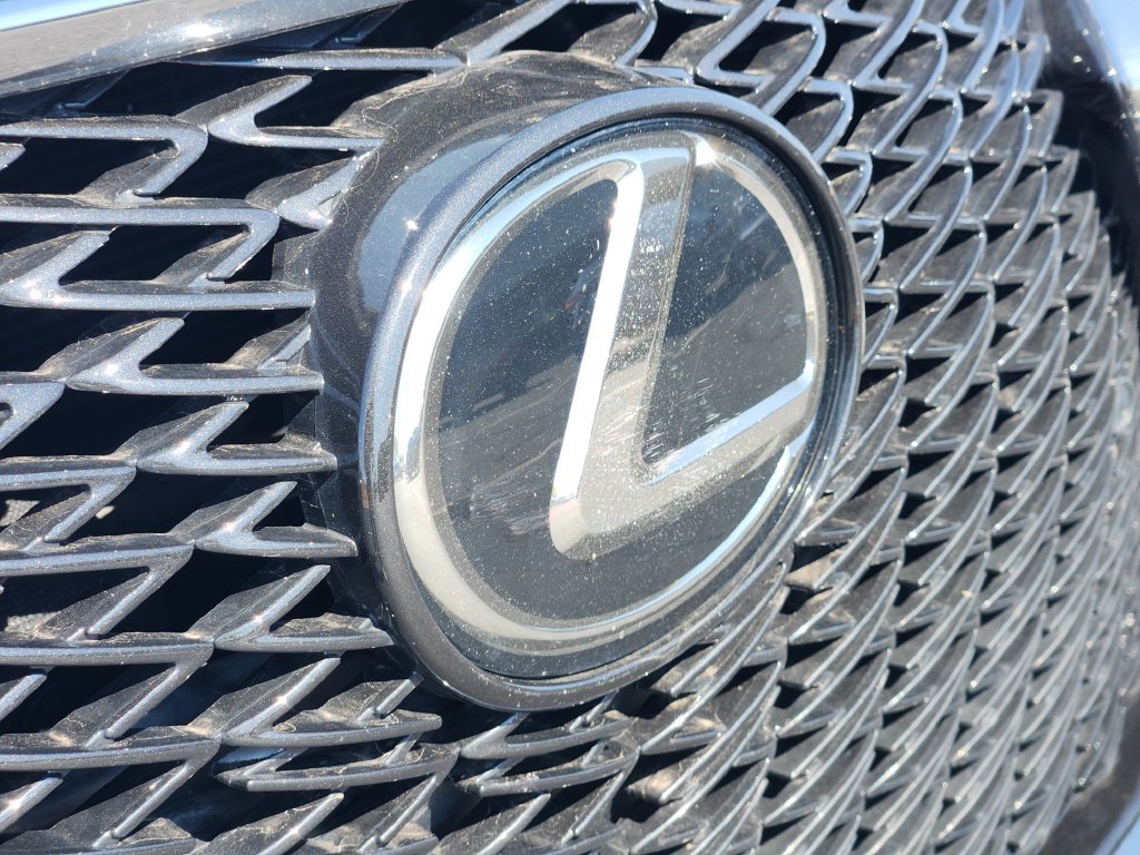Used 2022 Lexus ES 350 F Sport w/ Accessory Package 2 FWD image 11
