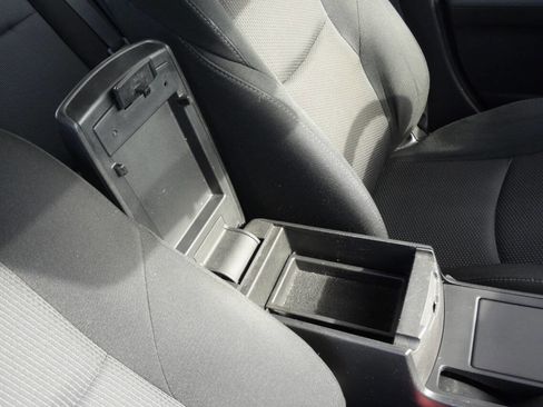 Used 2010 MAZDA MAZDA3 i Touring image 33