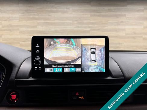 Used 2025 Honda Pilot Elite image 9