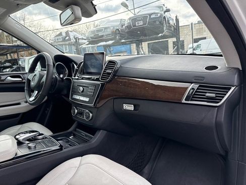 Used 2016 Mercedes-Benz GLE 400 4MATIC image 27