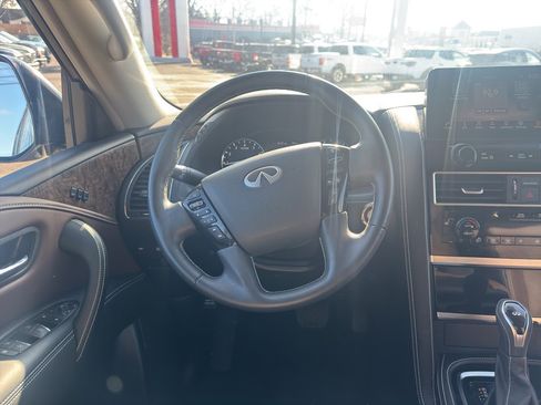 Used 2023 INFINITI QX80 Premium Select w/ Cargo Package image 12