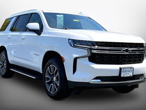 Used 2022 Chevrolet Tahoe LS w/ Driver Alert Package AWD/4WD image 3