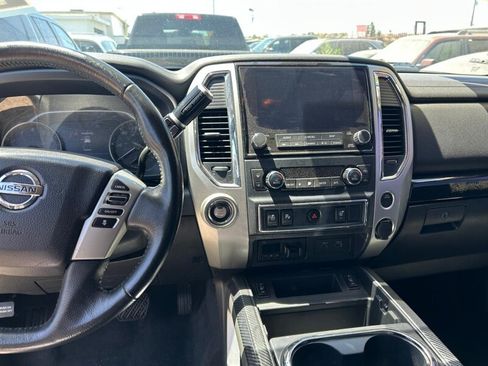 Used 2021 Nissan Titan SV w/ SV Convenience Package RWD image 29