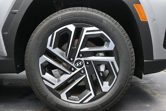 New 2026 Hyundai Tucson Limited AWD/4WD image 10