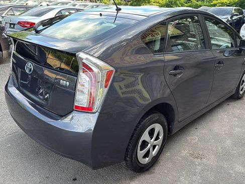 Used 2013 Toyota Prius Two FWD image 18