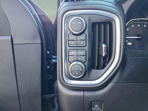 Used 2023 GMC Sierra 2500 SLT image 14