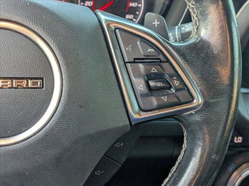 Used 2018 Chevrolet Camaro LT w/ Technology Package image 5