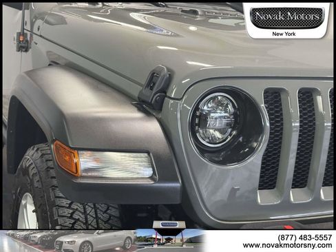 Used 2021 Jeep Wrangler Sport AWD/4WD image 6