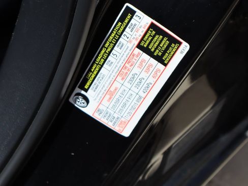 Used 2024 Nissan Versa SV FWD image 28