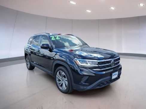 Used 2022 Volkswagen Atlas SE image 1