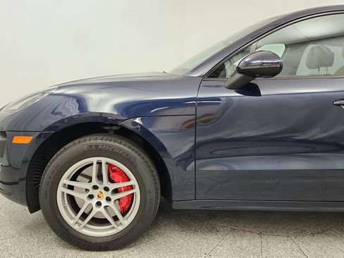 Used 2017 Porsche Macan Turbo AWD/4WD image 12