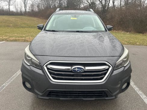 Used 2018 Subaru Outback 2.5i Limited image 11