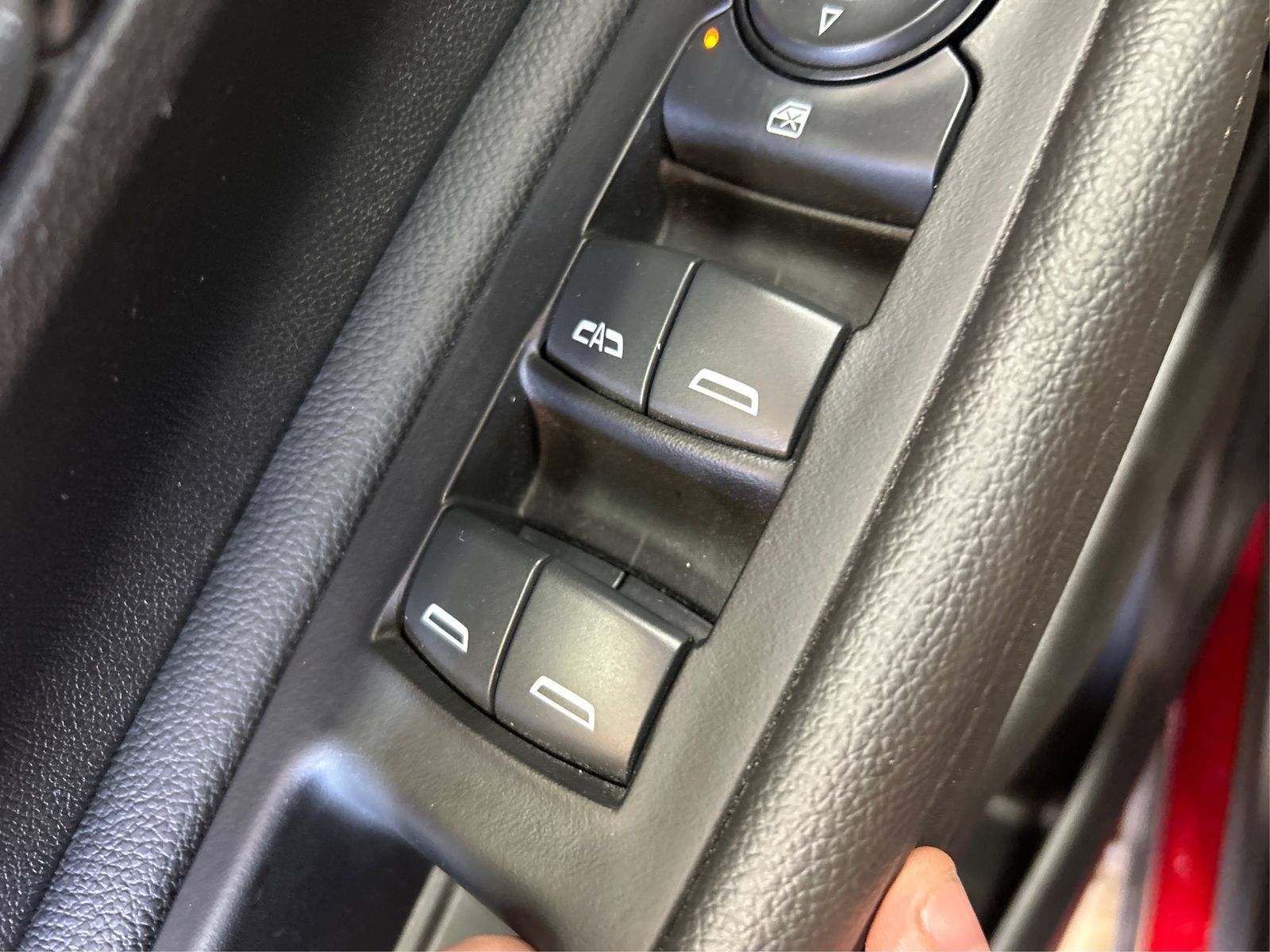 Used 2024 GMC Terrain AT4 w/ Tech Package AWD/4WD image 31