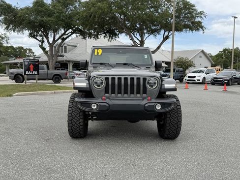 Used 2019 Jeep Wrangler Unlimited Rubicon AWD/4WD image 3