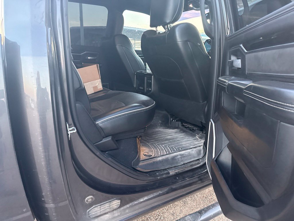 Used 2019 RAM 2500 Laramie w/ Night Edition AWD/4WD image 15