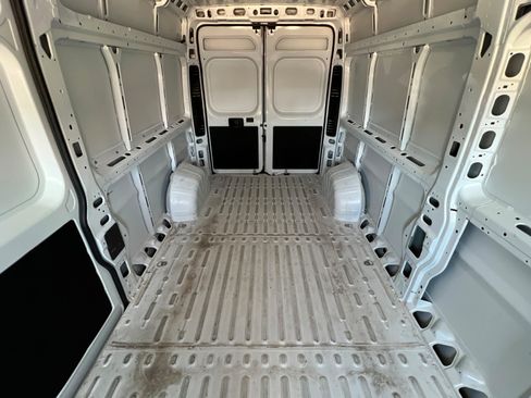Used 2025 RAM ProMaster 3500 w/ Convenience Group FWD image 23