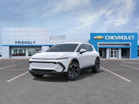 New 2026 Chevrolet Equinox EV LT image 18