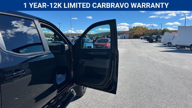Certified 2026 Chevrolet Silverado 1500 ZR2 w/ Dark Appearance Package AWD/4WD image 11