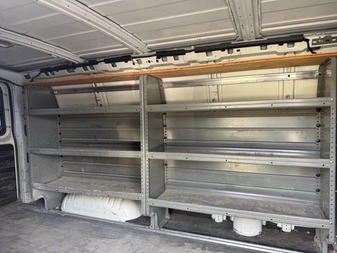 Used 2012 Chevrolet Express 2500 image 9