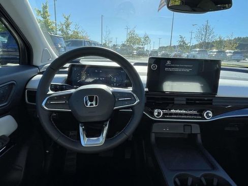 New 2025 Honda Prologue Touring image 12