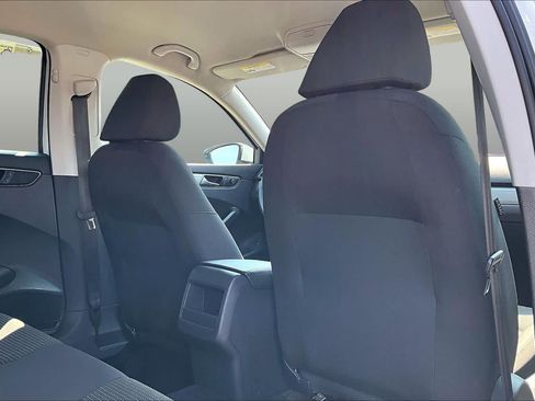 Used 2016 Volkswagen Passat 1.8T S FWD image 20