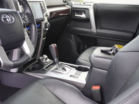 Used 2023 Toyota 4Runner Limited image 22