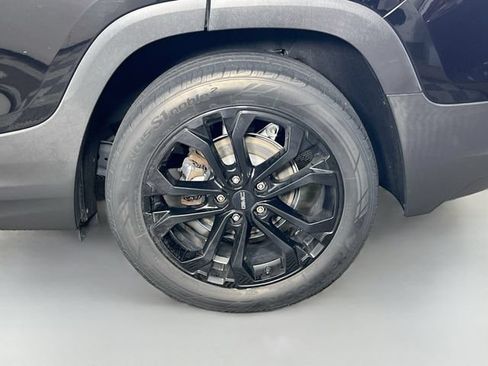 Used 2020 GMC Terrain SLE w/ Driver Convenience Package FWD image 10