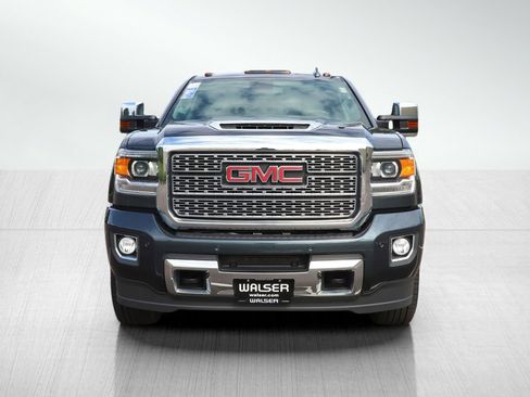 Used 2019 GMC Sierra 2500 Denali AWD/4WD image 9
