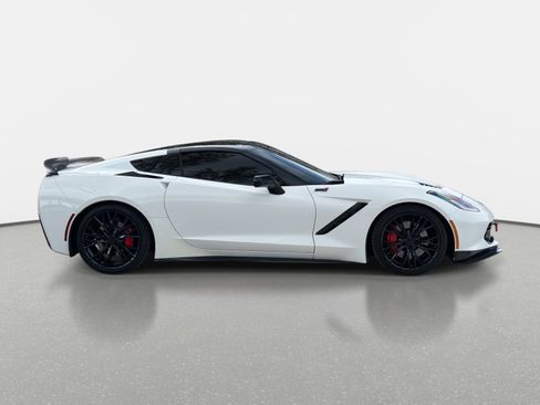 Used 2016 Chevrolet Corvette Stingray Coupe w/ 3LT Preferred Equipment Group image 2