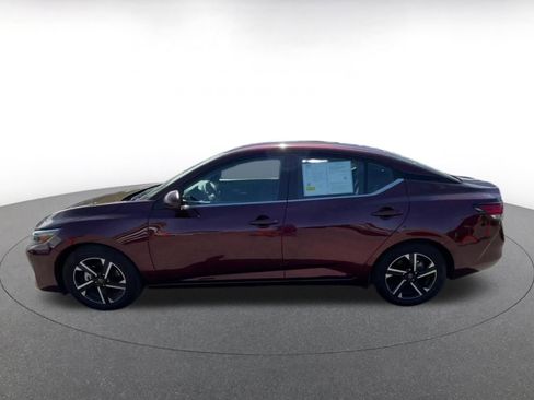 Used 2025 Nissan Sentra SV FWD image 9