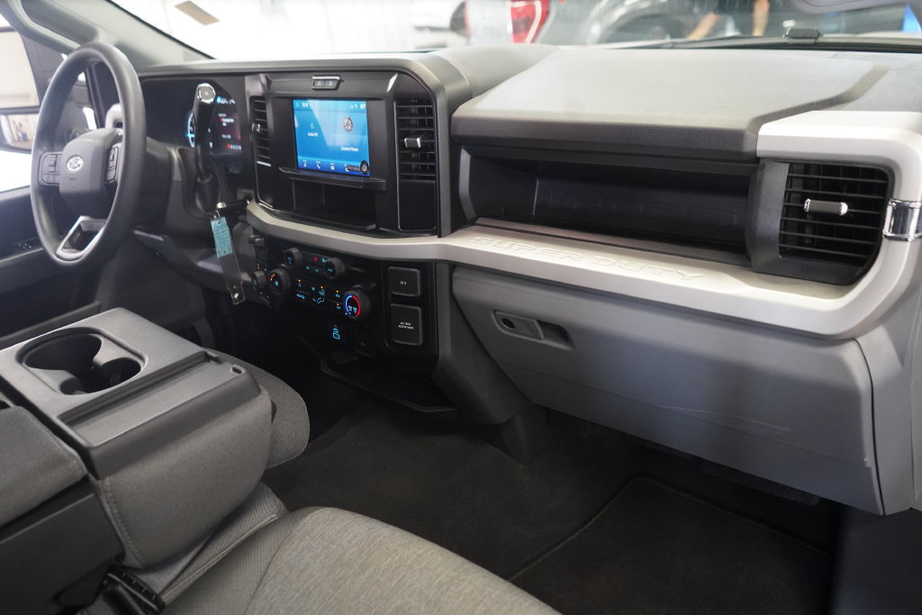 New 2026 Ford F250 XL w/ STX Appearance Package AWD/4WD image 24