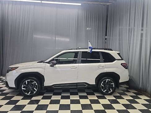 Certified 2025 Subaru Forester Limited w/ Popular Package #2 image 18