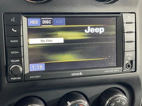 Used 2017 Jeep Compass High Altitude image 32