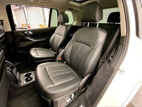 Certified 2024 BMW X7 xDrive40i w/ Executive Package AWD/4WD image 22